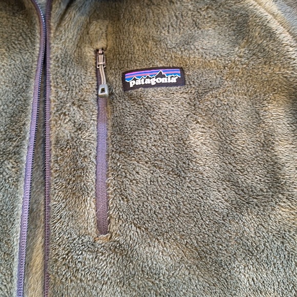 Patagonia Men's R2® Forest Green Full Zip Fleece Jacket Size XL - Picture 4 of 6